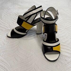 Beacon Women’s Multi-Colored Strappy Heel Sandals. Size 8